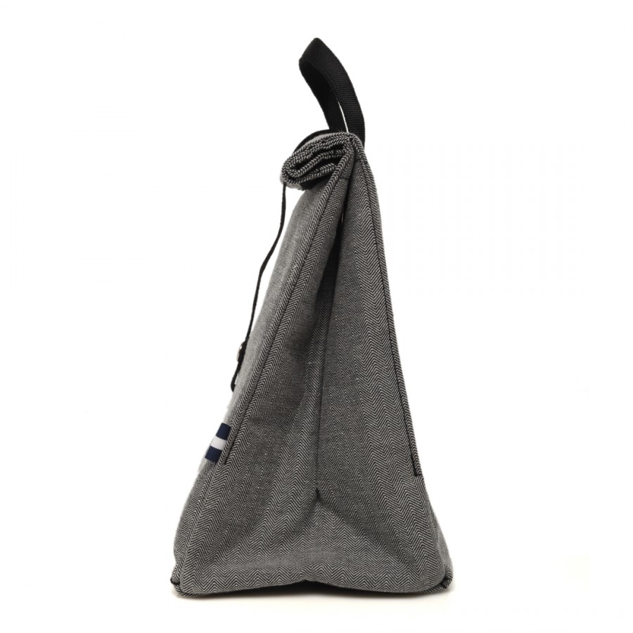 Consigliere with Black Strap